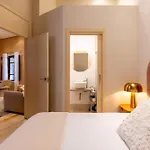 Perla إشبيلية